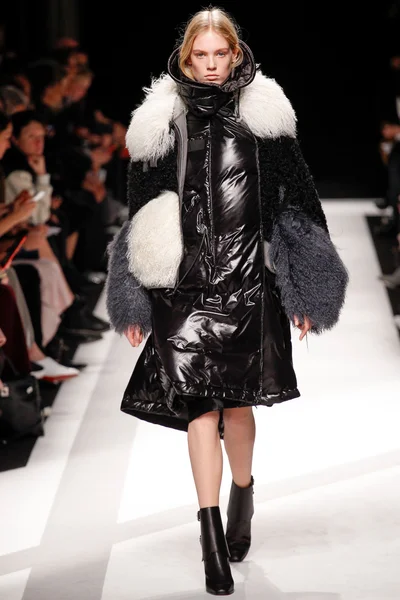 Look 37